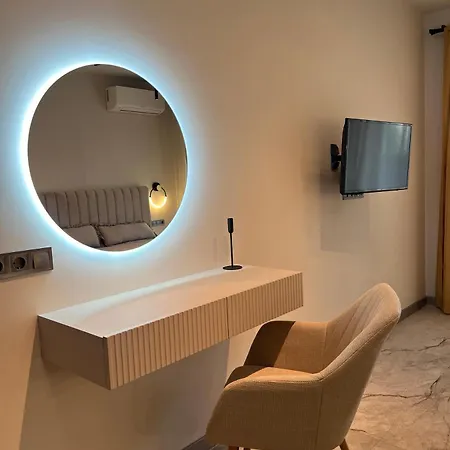 Wave - Bella - Free Parking Apartment *
